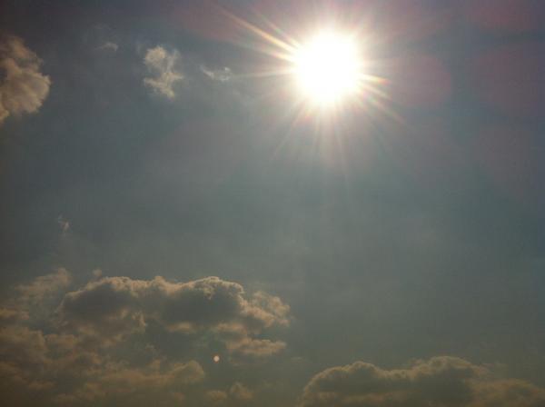 The Sun in Beng Lake