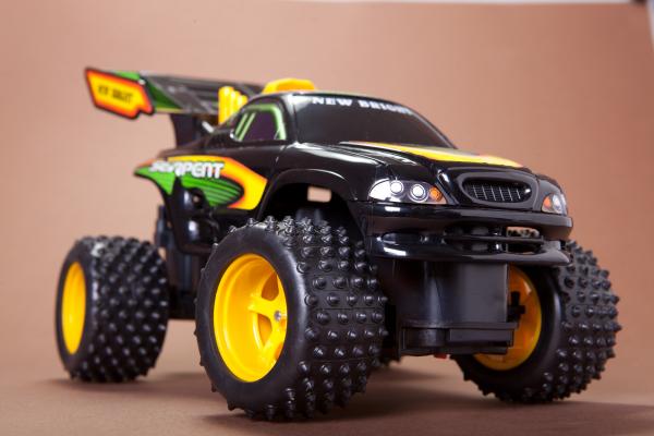 Toy car
