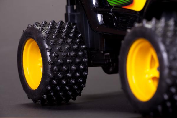 Toy car