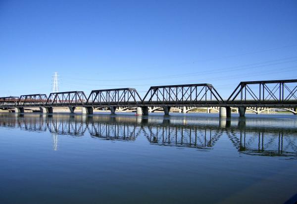 Trainbridge