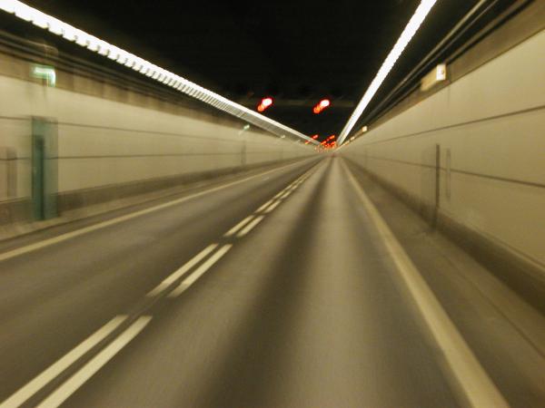 Tunnel