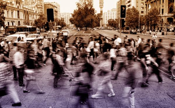Urban Scene - People Crossing Avenue - Blurry Looks