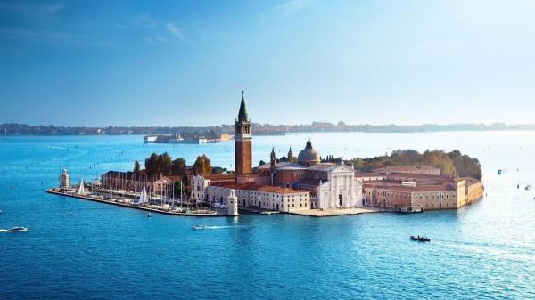 Venice bay