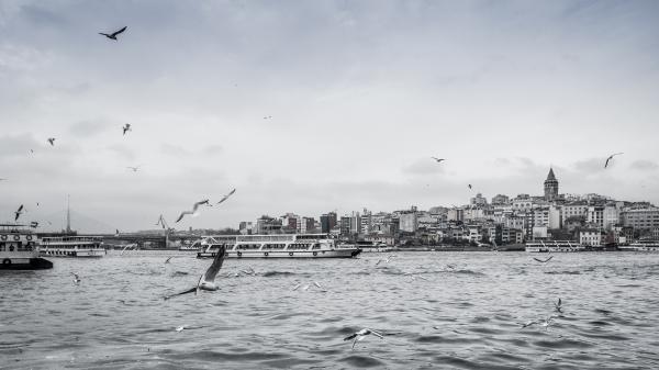 Vista del Cuerno de Oro desde el puente Gálata, Estambul.