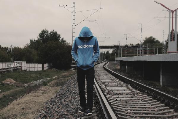 Walking in Railway v.2