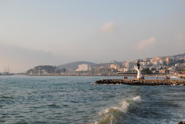 Waves in the Aegean Sea, Kusadasi Port