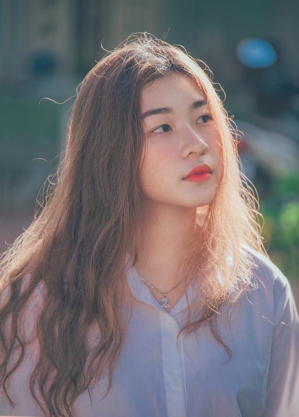 Woman Wearing Purple Button-up Shirt