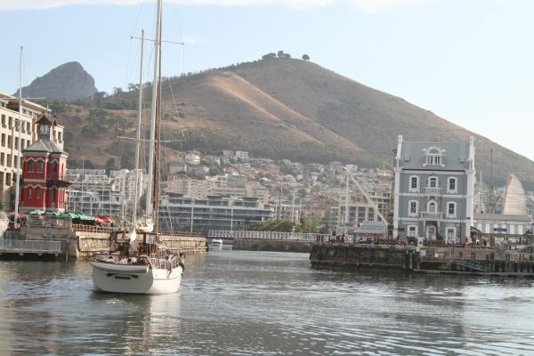 Yacht entering Albert Basin