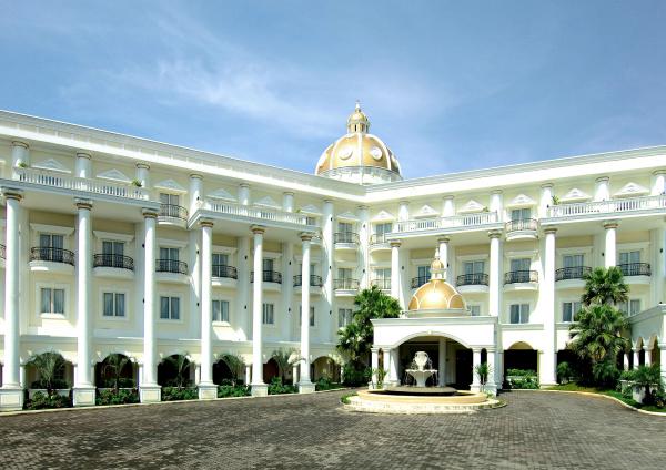 Yasmin Palace