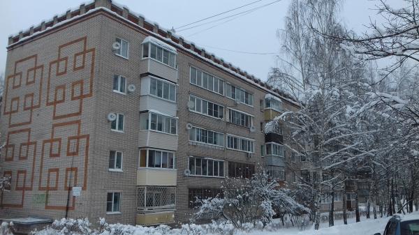 Дом №18 по улице Комсомольской в городе Апрелевка
